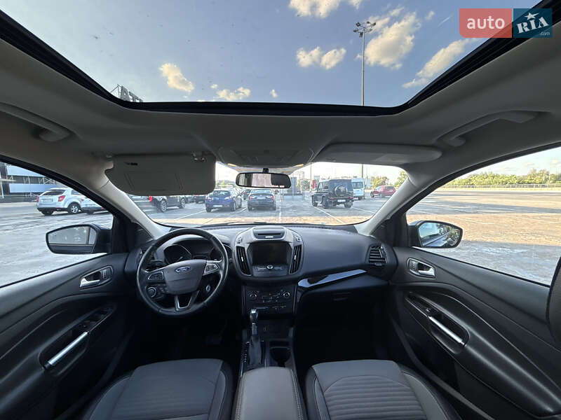 Внедорожник / Кроссовер Ford Escape 2016 в Киеве
