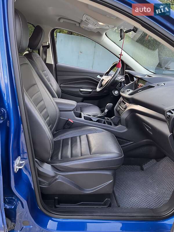 Внедорожник / Кроссовер Ford Escape 2018 в Львове
