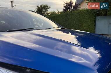 Внедорожник / Кроссовер Ford Escape 2018 в 
