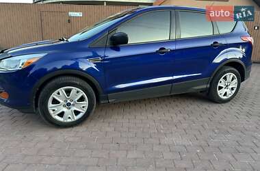 Внедорожник / Кроссовер Ford Escape 2015 в 