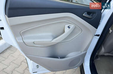 Внедорожник / Кроссовер Ford Escape 2013 в 
