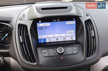 Внедорожник / Кроссовер Ford Escape 2018 в 