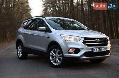 Позашляховик / Кросовер Ford Escape 2018 в Івано-Франківську