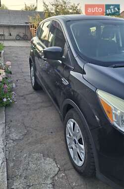 Внедорожник / Кроссовер Ford Escape 2015 в 