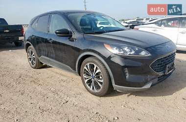 Внедорожник / Кроссовер Ford Escape 2021 в 