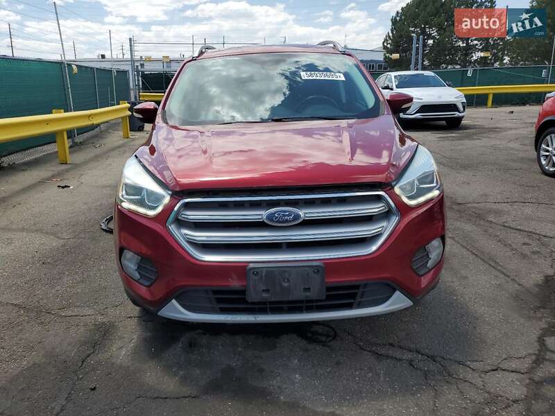 Внедорожник / Кроссовер Ford Escape 2017 в Виннице