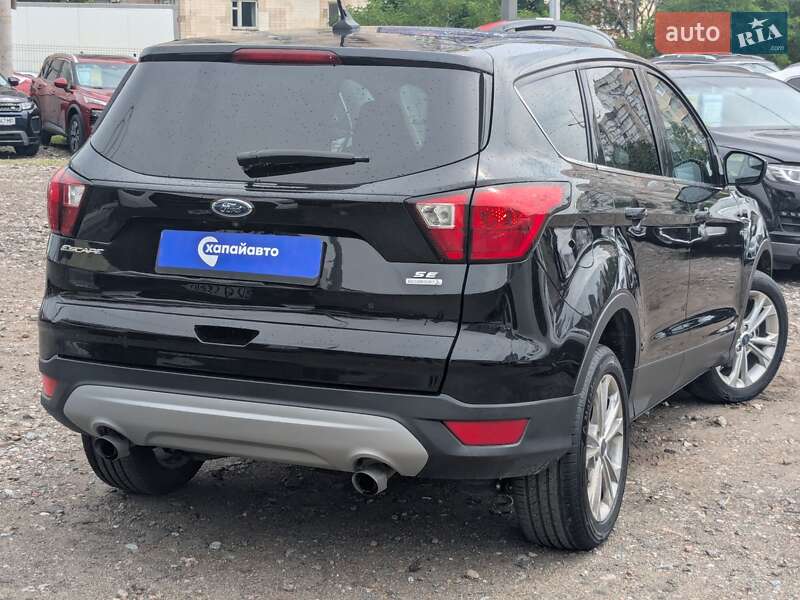 Внедорожник / Кроссовер Ford Escape 2018 в Киеве