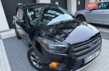 Внедорожник / Кроссовер Ford Escape 2019 в 