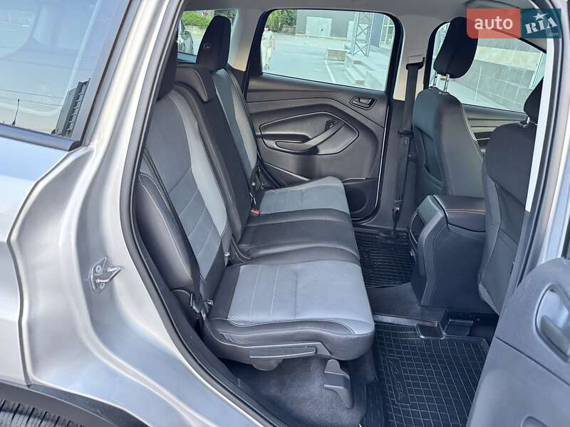 Позашляховик / Кросовер Ford Escape 2018 в Тернополі