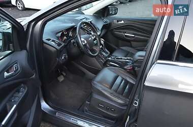 Позашляховик / Кросовер Ford Escape 2014 в 