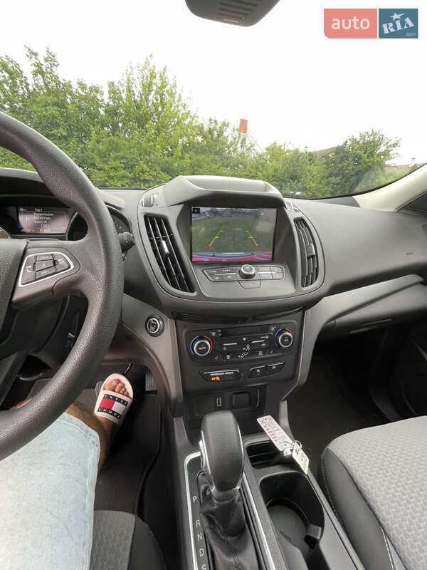Позашляховик / Кросовер Ford Escape 2019 в Івано-Франківську