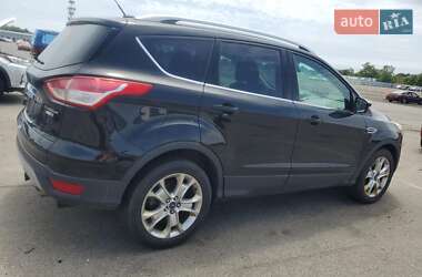 Внедорожник / Кроссовер Ford Escape 2015 в 