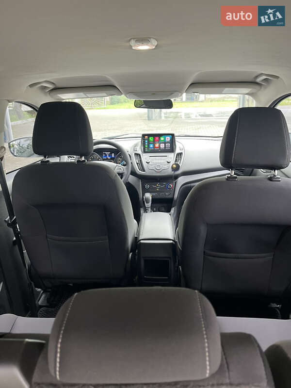 Позашляховик / Кросовер Ford Escape 2016 в Ходореві