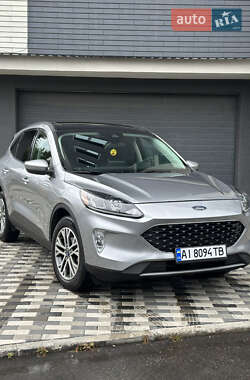 Внедорожник / Кроссовер Ford Escape 2022 в 