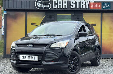 Внедорожник / Кроссовер Ford Escape 2016 в 