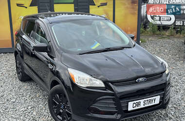 Внедорожник / Кроссовер Ford Escape 2016 в 