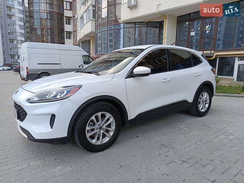 Внедорожник / Кроссовер Ford Escape 2020 в Тернополе
