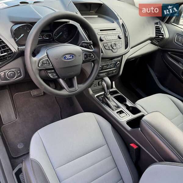 Позашляховик / Кросовер Ford Escape 2018 в Вінниці