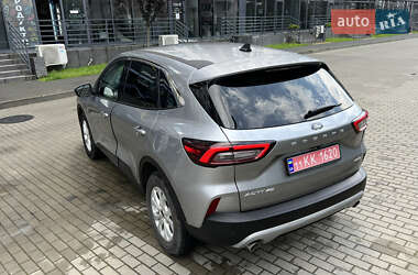 Внедорожник / Кроссовер Ford Escape 2024 в 