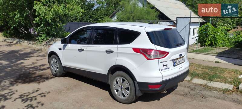 Внедорожник / Кроссовер Ford Escape 2012 в Ольшанке