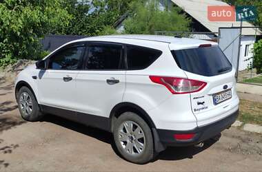 Внедорожник / Кроссовер Ford Escape 2012 в 