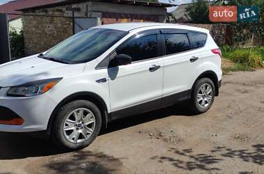 Внедорожник / Кроссовер Ford Escape 2012 в 