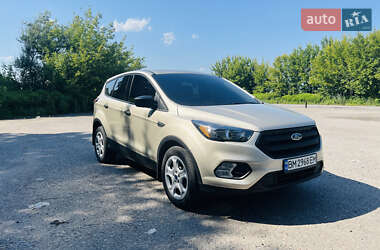Внедорожник / Кроссовер Ford Escape 2017 в 