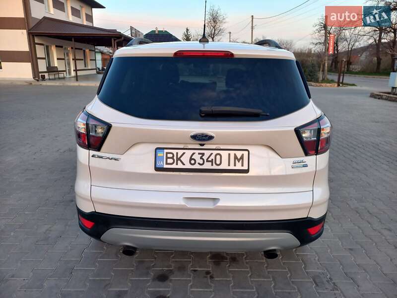 Позашляховик / Кросовер Ford Escape 2018 в Могилів-Подільському