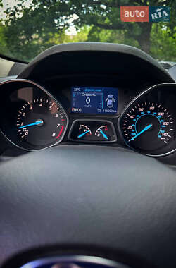 Внедорожник / Кроссовер Ford Escape 2014 в 