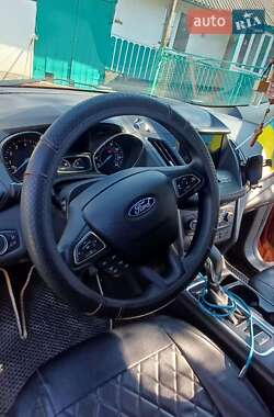 Внедорожник / Кроссовер Ford Escape 2019 в Ивано-Франковске