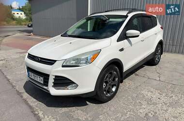 Внедорожник / Кроссовер Ford Escape 2013 в 