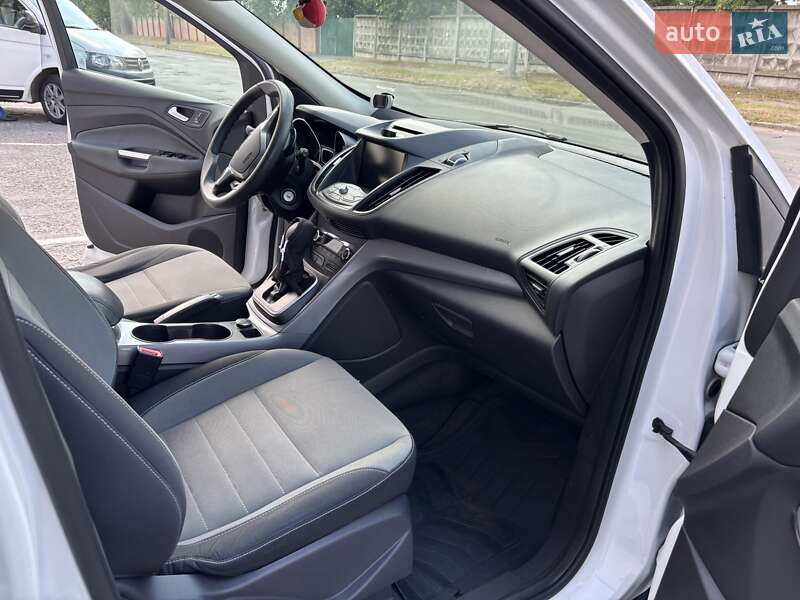 Внедорожник / Кроссовер Ford Escape 2013 в Киеве фото 6 Внедорожник / Кроссовер Ford Escape 2013 в Киеве