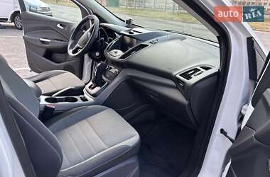 Внедорожник / Кроссовер Ford Escape 2013 в 