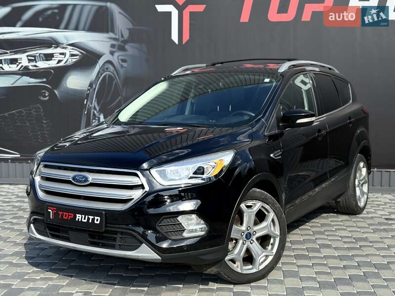 Внедорожник / Кроссовер Ford Escape 2019 в Львове