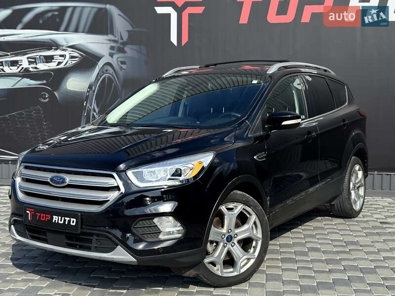 Внедорожник / Кроссовер Ford Escape 2019 в Львове