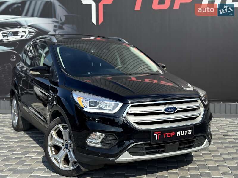Внедорожник / Кроссовер Ford Escape 2019 в Львове