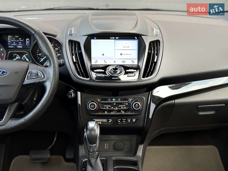 Внедорожник / Кроссовер Ford Escape 2019 в Львове
