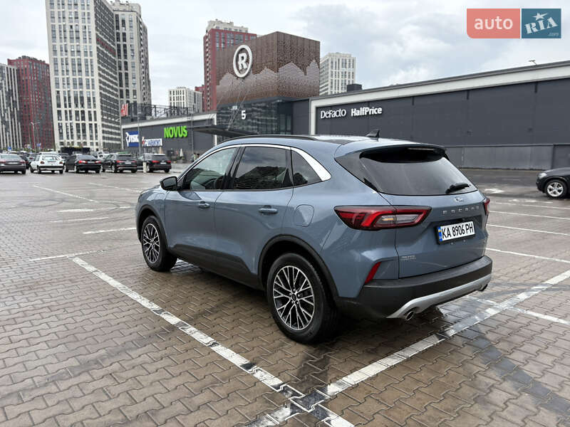 Внедорожник / Кроссовер Ford Escape 2023 в Киеве