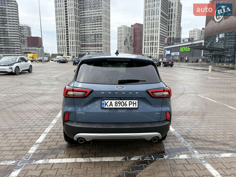 Внедорожник / Кроссовер Ford Escape 2023 в Киеве