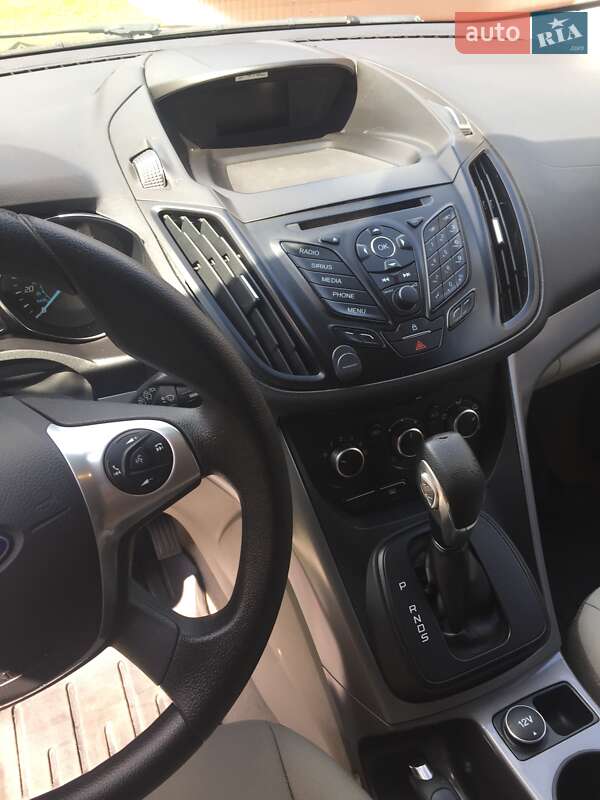Внедорожник / Кроссовер Ford Escape 2015 в Сокале