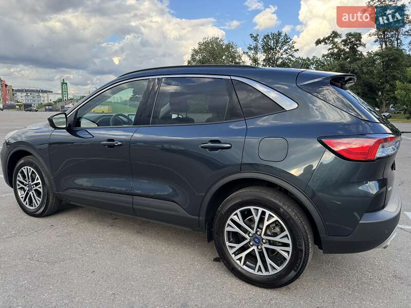 Позашляховик / Кросовер Ford Escape 2022 в Києві