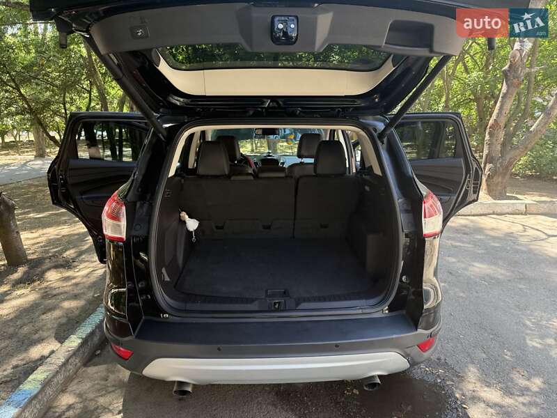 Позашляховик / Кросовер Ford Escape 2016 в Одесі