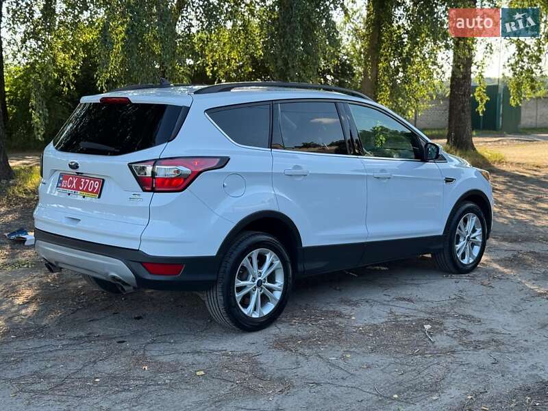 Внедорожник / Кроссовер Ford Escape 2018 в Дубно