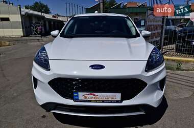 Внедорожник / Кроссовер Ford Escape 2021 в 