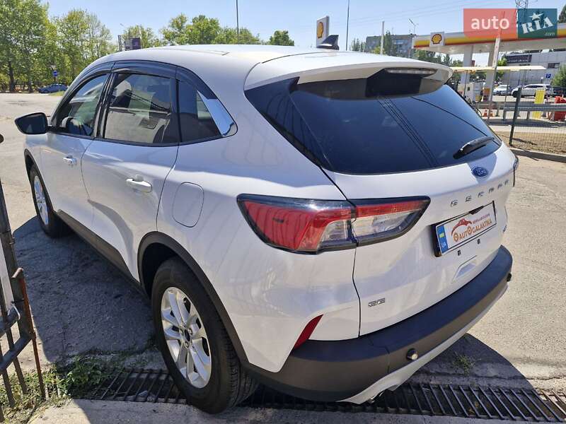 Внедорожник / Кроссовер Ford Escape 2021 в Николаеве