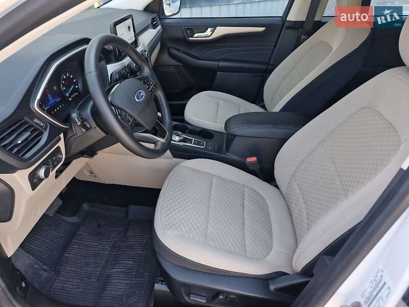 Внедорожник / Кроссовер Ford Escape 2021 в Николаеве