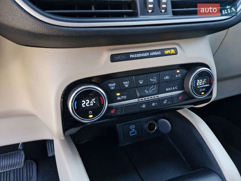 Внедорожник / Кроссовер Ford Escape 2021 в Николаеве