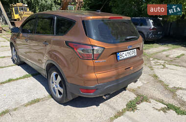 Внедорожник / Кроссовер Ford Escape 2017 в Хмельницком