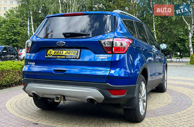 Внедорожник / Кроссовер Ford Escape 2017 в 