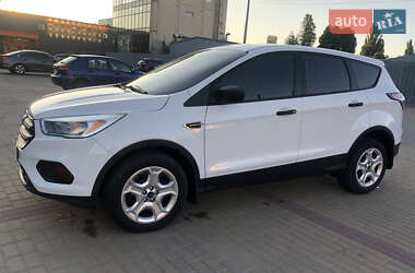 Внедорожник / Кроссовер Ford Escape 2016 в 